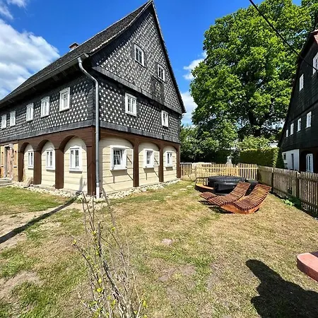 Frushi Mit Whirlpool, Infrarotsauna Apartment *