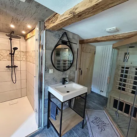 Frushi Mit Sauna & Saisonalem Whirlpool Im Zittauer Gebirge Appartement