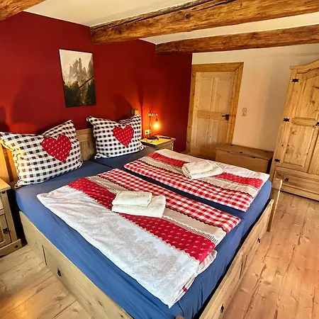 Apartment Frushi Mit Whirlpool, Infrarotsauna *