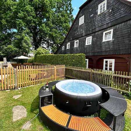 Frushi Mit Whirlpool, Infrarotsauna Apartment