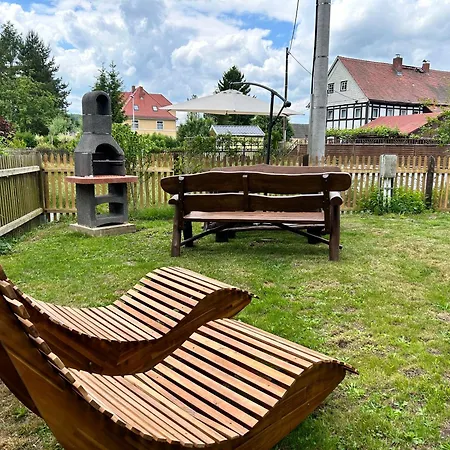 Frushi Mit Sauna & Saisonalem Whirlpool Im Zittauer Gebirge Appartement Großschönau
