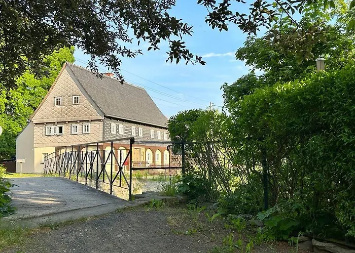 Frushi Mit Sauna & Saisonalem Whirlpool Im Zittauer Gebirge شقة