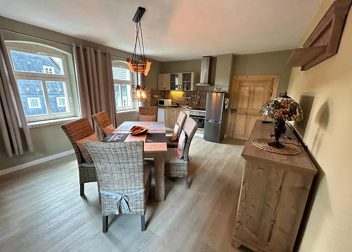 Frushi Mit Sauna & Saisonalem Whirlpool Im Zittauer Gebirge شقة غروسشوناو