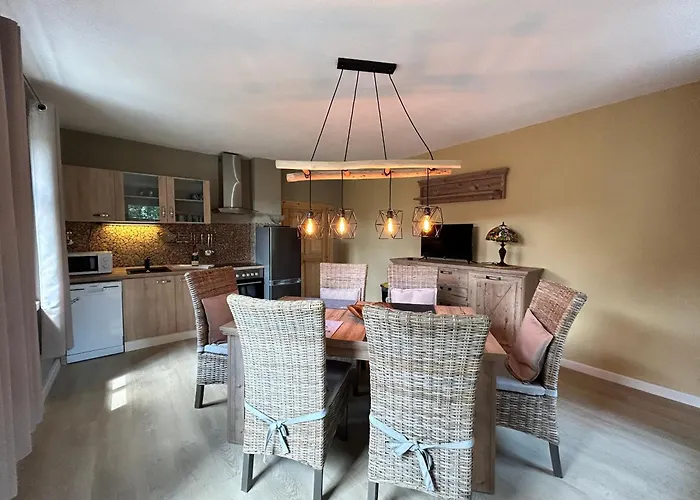 Frushi Mit Sauna & Saisonalem Whirlpool Im Zittauer Gebirge